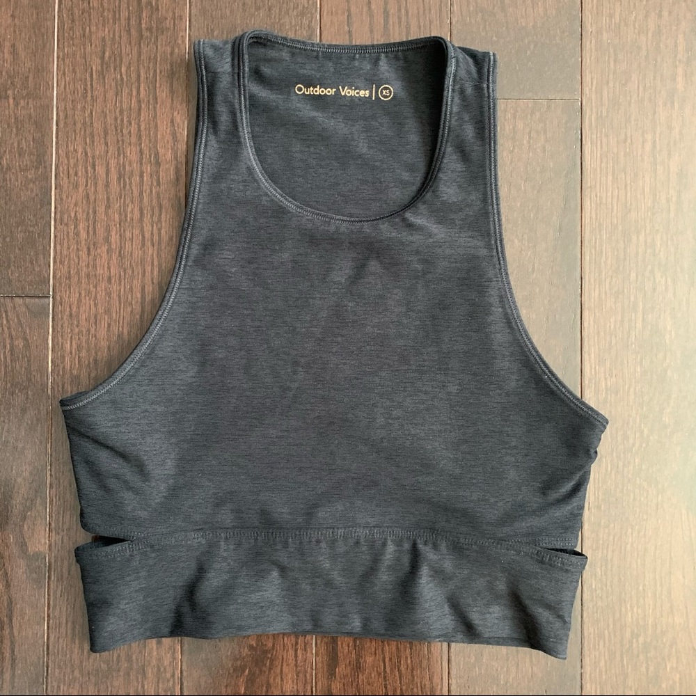 Outdoor Voices Slashback Crop Top - Picture 1 of 4